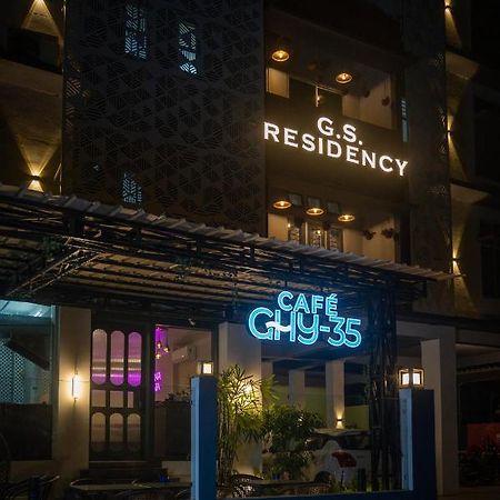 Hotel Gs Residency Guwahati Esterno foto